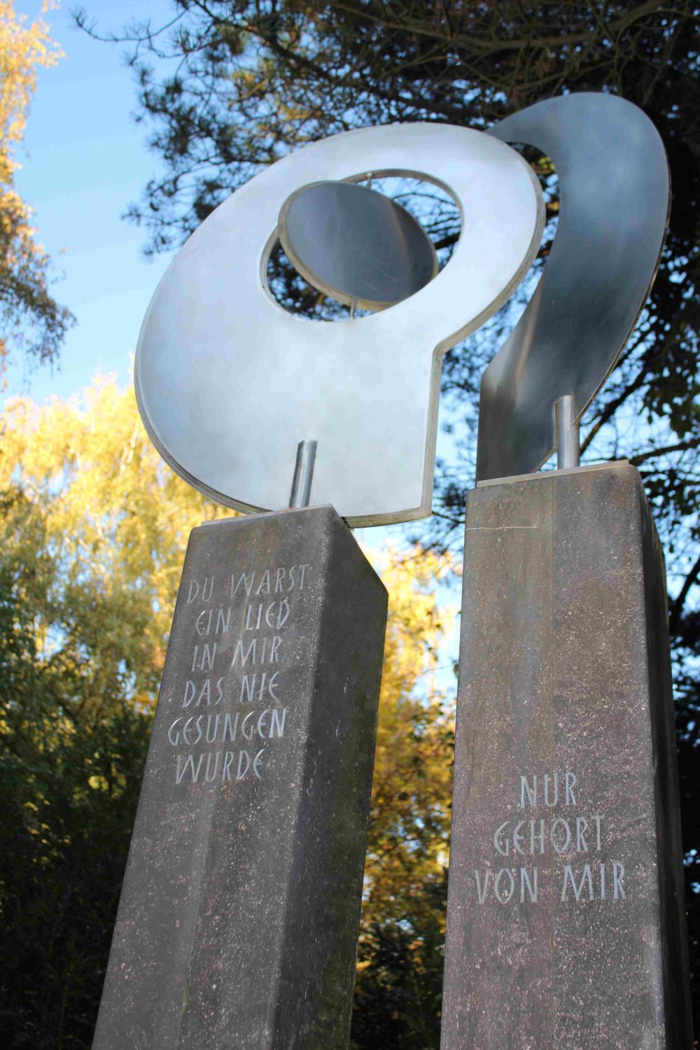 Stele am Westfriedhof in Aachen